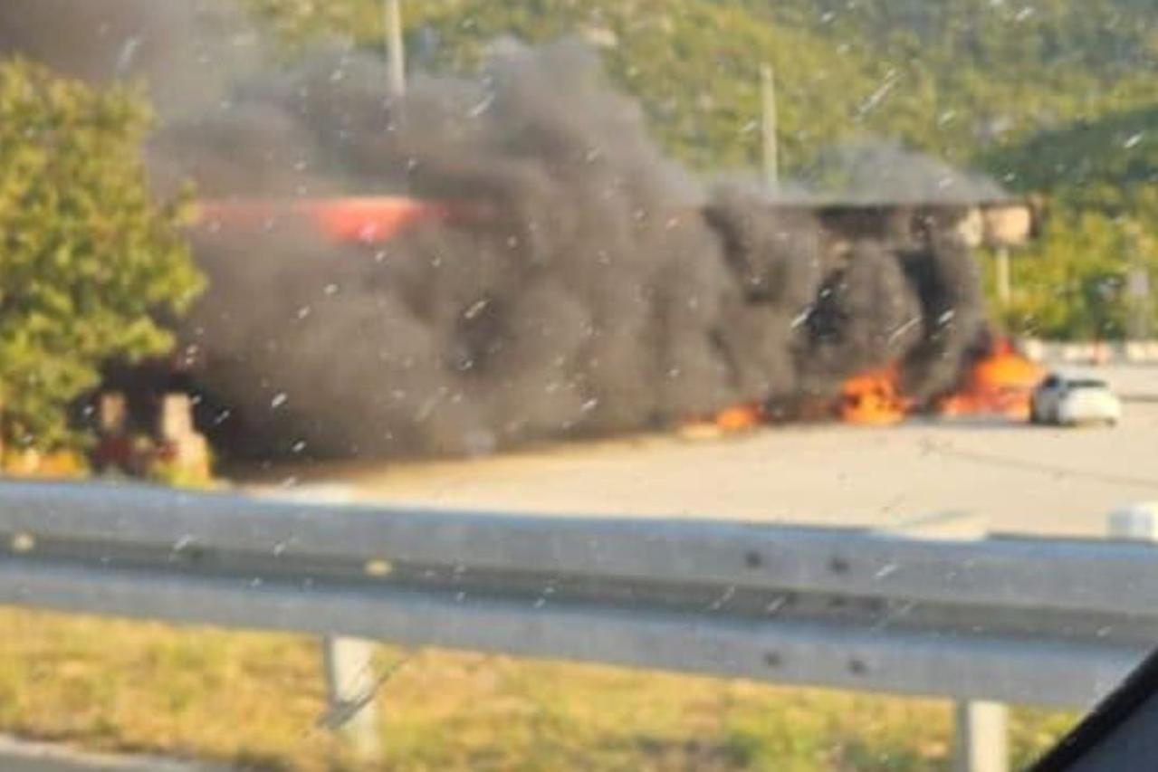 Benzinska na A1 - požar