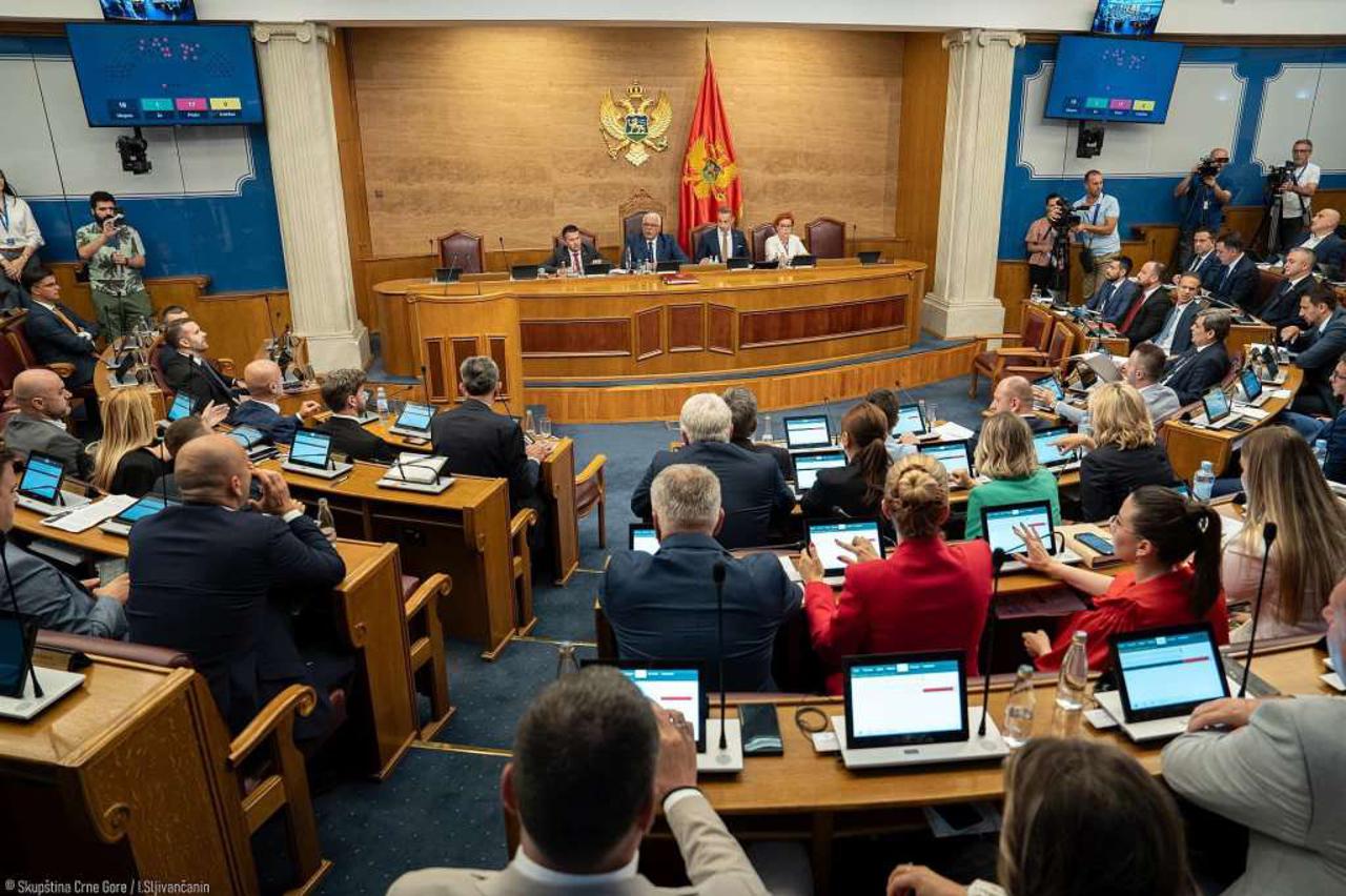 parlament crna gora