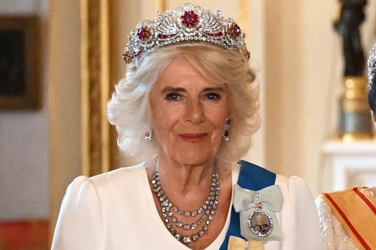 kraljica Camilla