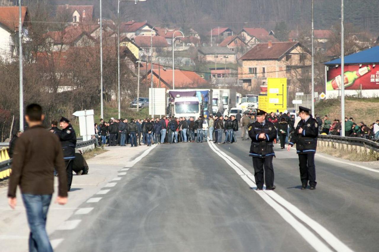 radnici Krivaje-Mobel