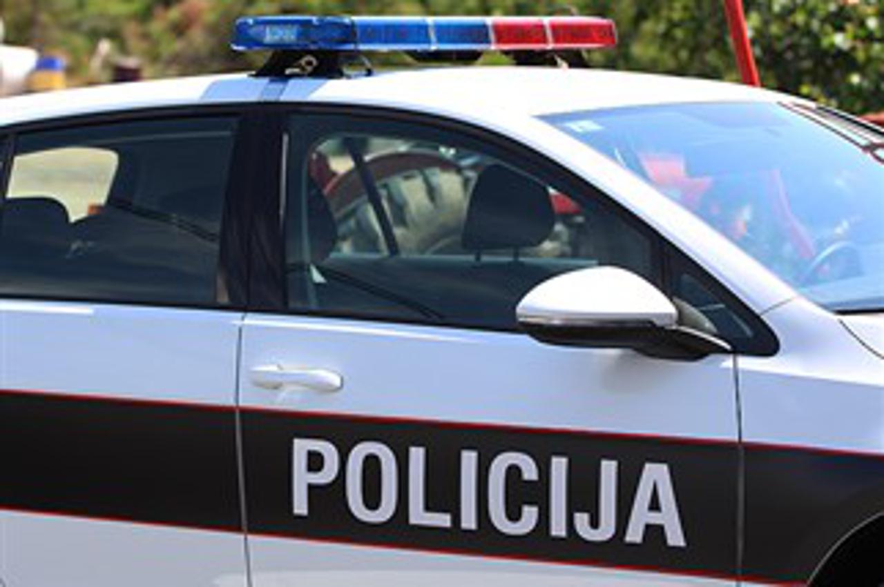 POLICIJA