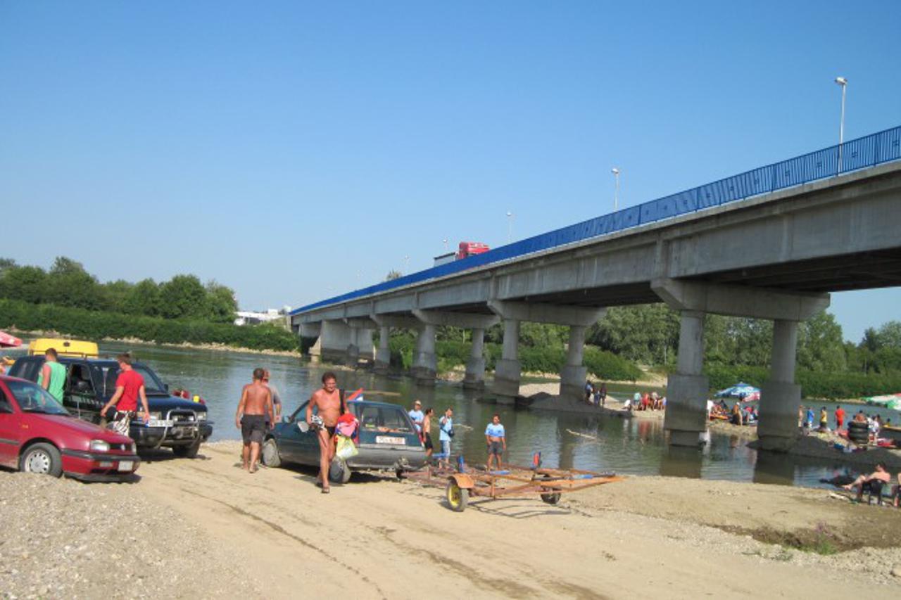 Dvije djevojčice se utopile u Drini kod Bijeljine