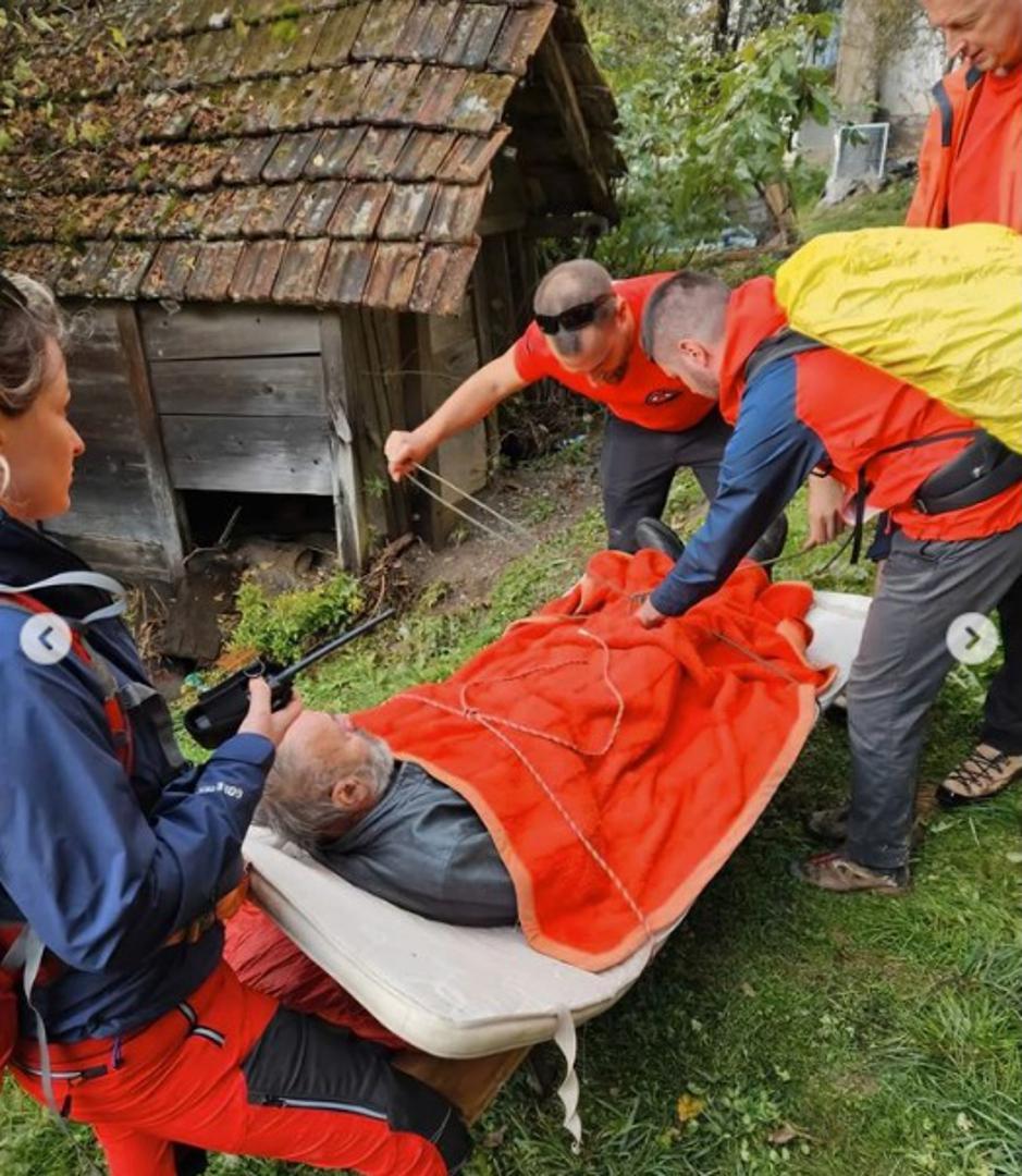 12 pripadnika GSS Stanice Mostar je na terenu. Tim iz Mostara zajedno s kolegama iz GSS Stanice Konjic je imao zadatak da se probije do odsječenih sela Gornje i Donje Višnjevice kako bi sagledali situaciju i upoznali se sa potrebama mještana ovog područja.