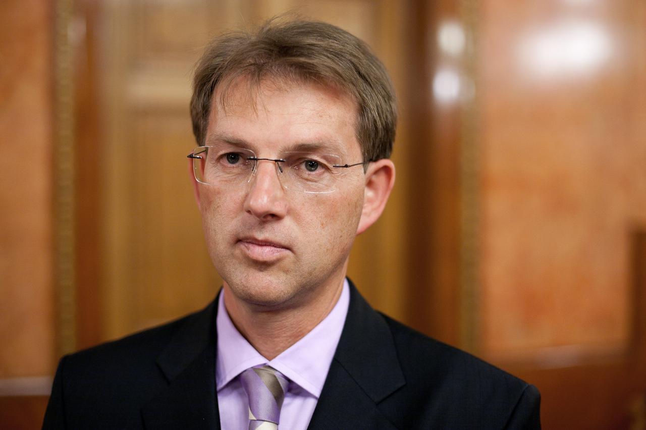 Miro Cerar 