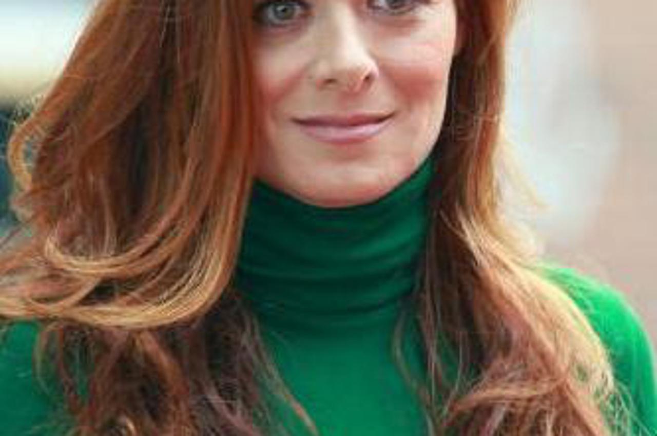 Debra Messing